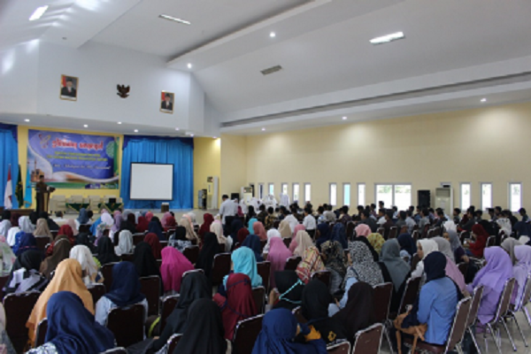 تنظیم ندوه بعنوان “الإسلام الأممی” فی إندونیسیا
