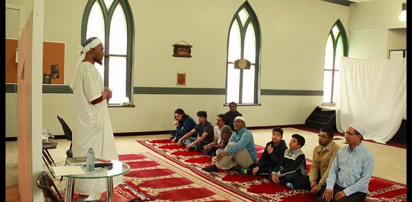 إفتتاح أول مسجد فی “ویلینغتون” الکندیه