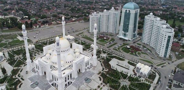 إفتتاح مسجد “فخر المسلمین” فی الشیشان الأکبر فی أوروبا