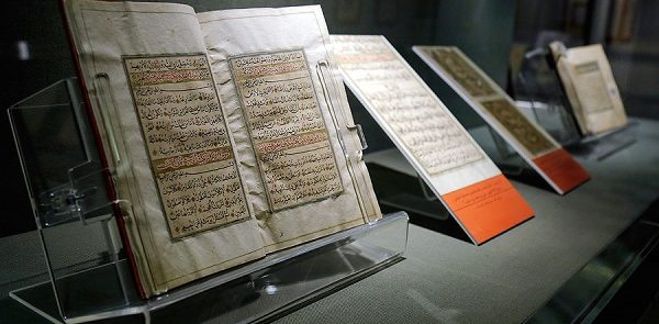 الإیرانیون روّاد فنّ کتابه القرآن علی مرّ التأریخ