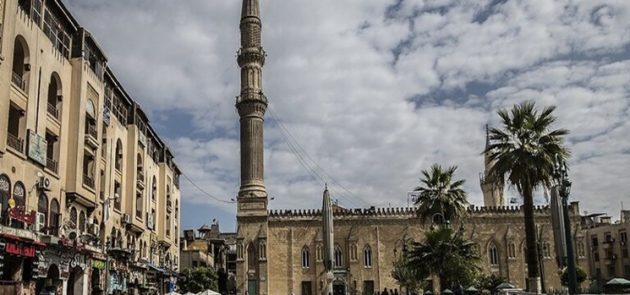 مصر تغلق مسجد الإمام الحسین (ع)حتى نهایه شهر رمضان