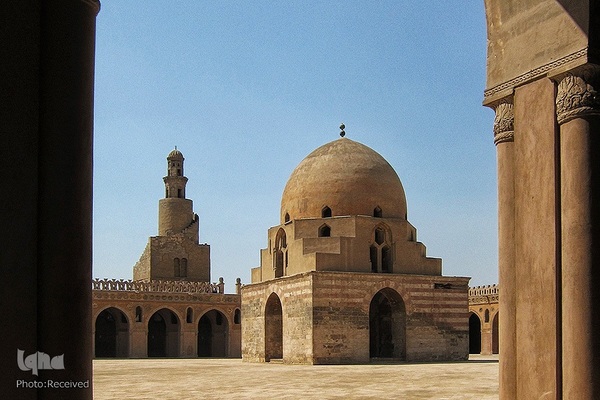 بالصور…مسجد “ابن طولون”، أحد المساجد الأثریّه الشهیره بالقاهره