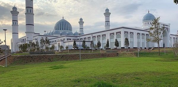 بالصور…جامع دوشنبه… أکبر مسجد على مستوى أسیا الوسطی