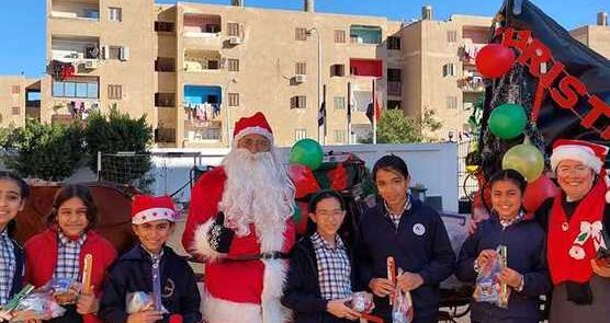 مدرسه مصریه تحتفل بالکریسماس بتلاوه القرآن والإنجیل