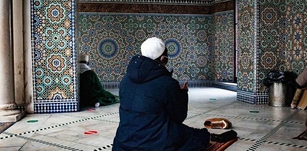 فرنسا تمنع شاباً مسلماً من اجتیاز مباراه للشرطه