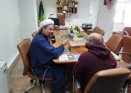 فنان برزیلی یعتنق الإسلام فی الحرم الرضوی